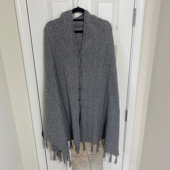Gently Used - LulaRoe Mimi Sweater Wrap (OS) - Picture 1 of 7